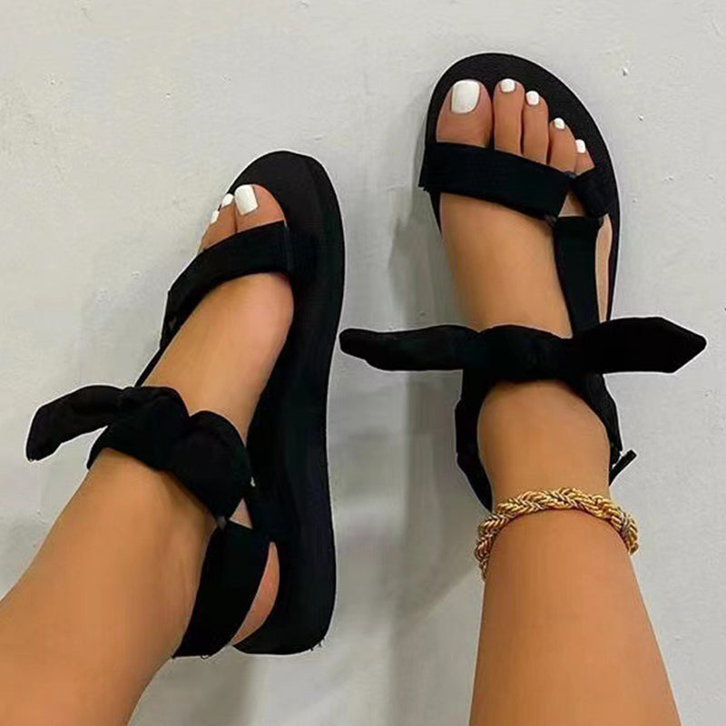 Echoarchiv | Leger mit Bogen Offene Schuhe