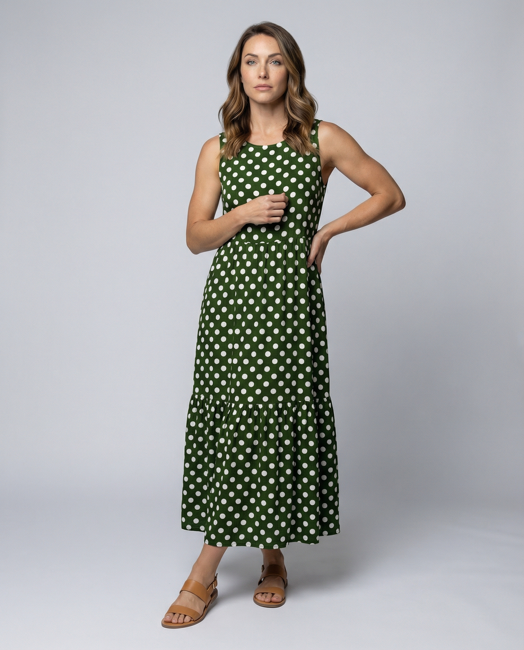 Echoarchiv | Elegantes Sommerkleid mit Pünktchen