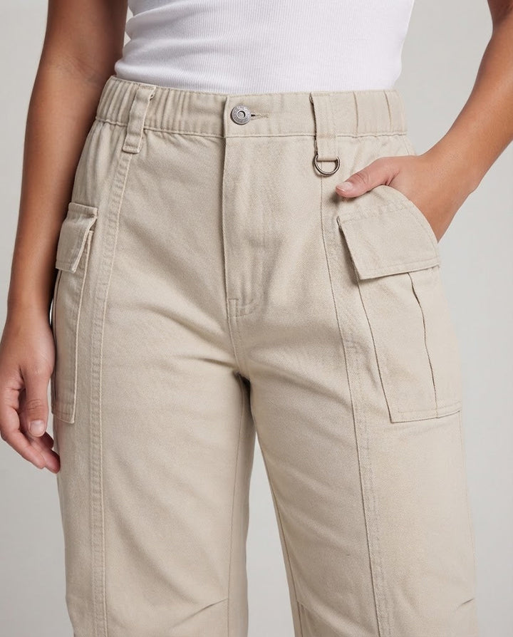 Damen Extraweite Cargo-Flare-Hose mit hoher Taille und Utility-Taschen Echo Archiv