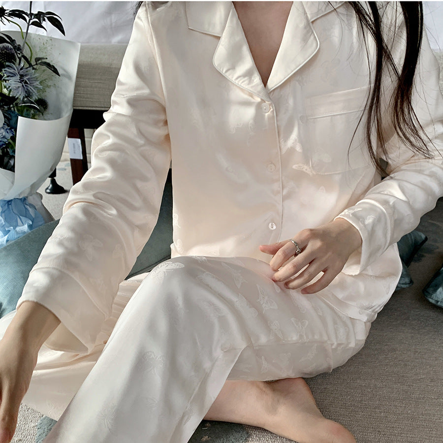 Luxuriöser Damen-Hausanzug, Satin-Jacquard, gefüttert