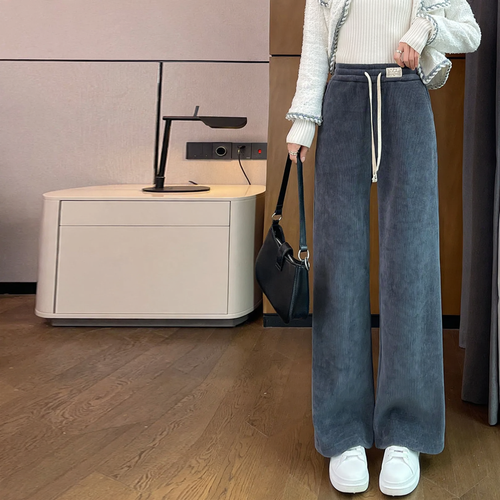 Schmale Chenille-Kordhose für Damen