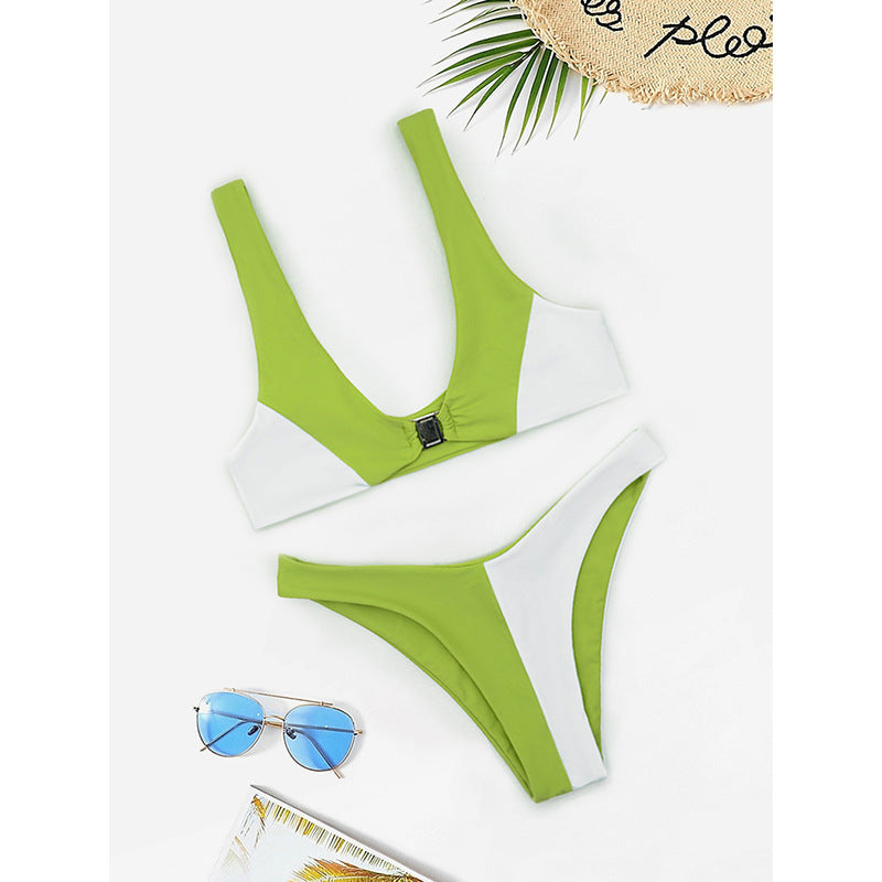 Damen Bikini mit modischem V-Ausschnitt und herausnehmbaren Polstern Echo Archiv