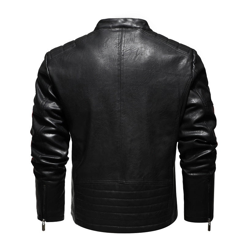 Herren Kunstlederjacke im sportlichen Retro-Stil mit markanten Patches und funktionalen Taschen Echoarchiv