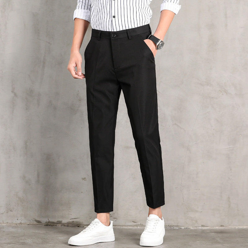 Herren elegante Chinohose mit schmalem Schnitt und praktischen Taschen Echoarchiv