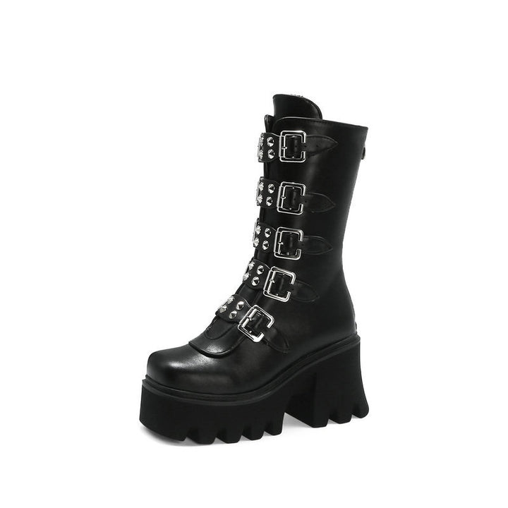 Damen Schaftstiefel mit Plateau, Mehrfachschnallen, Spikes und robuster Lugsohle Echoarchiv