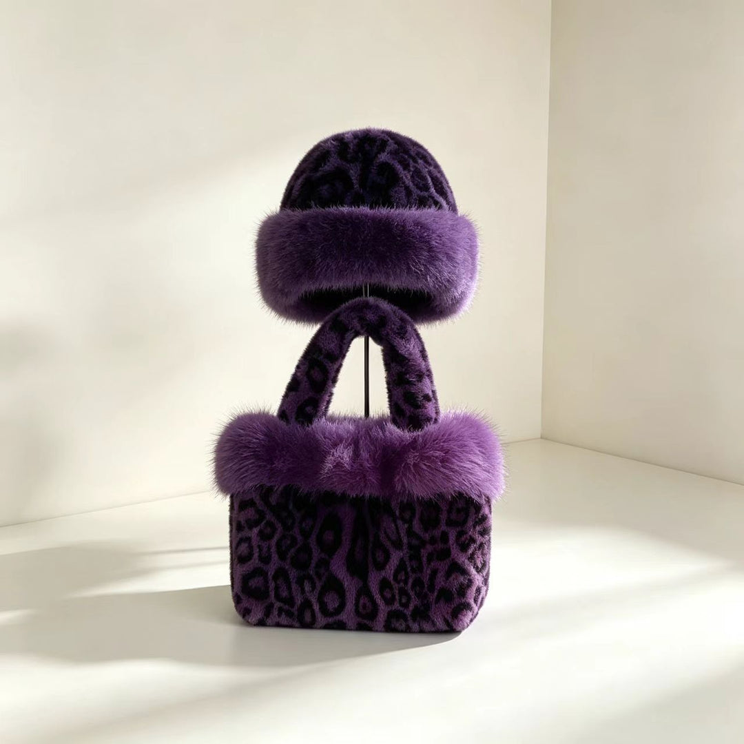 Winter-Set: Handtasche und Mütze im Leoparden-Design