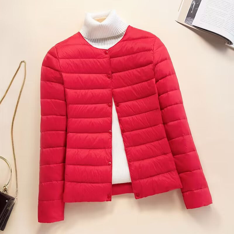 Leichte, komprimierbare Daunenjacke für Damen