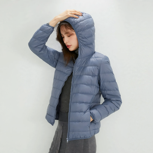 Leichte Daunenjacke mit Kapuze für Damen