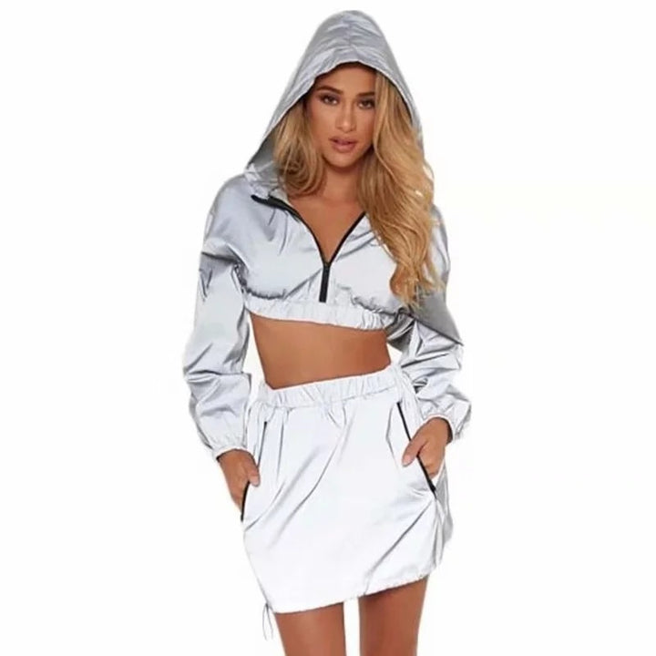 Damen sportliches cropped Outdoor-Set mit praktischen Reißverschlusstaschen Echoarchiv