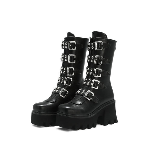 Damen Schaftstiefel mit Plateau, Mehrfachschnallen, Spikes und robuster Lugsohle Echoarchiv