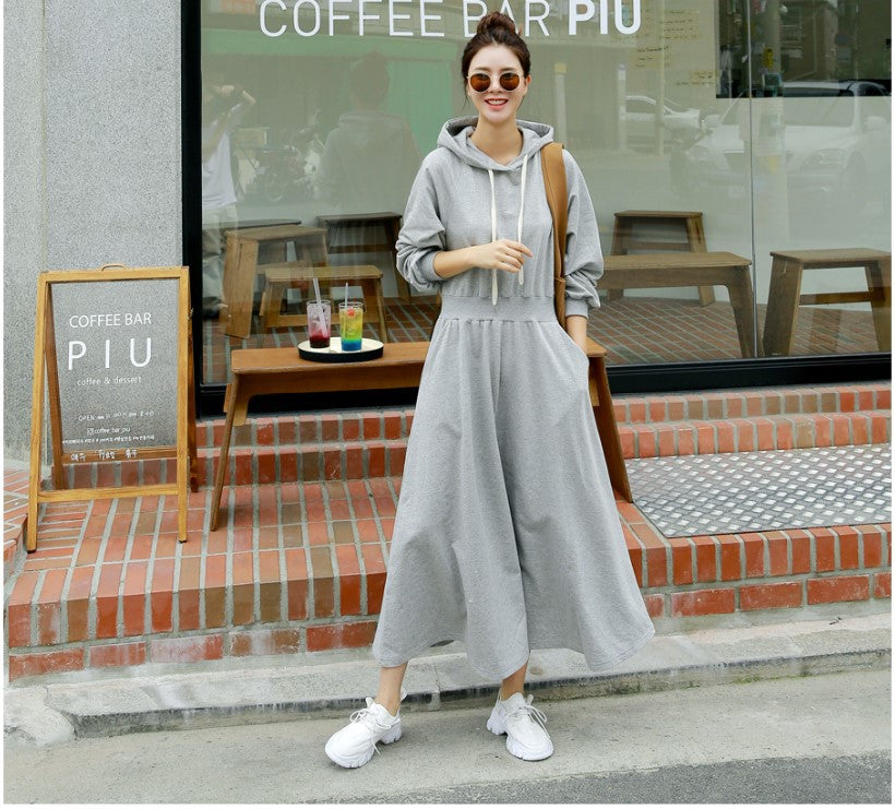 Damen Maxi‑Sweatkleid mit Kapuze, Oversize‑Silhouette und seitlichen Eingrifftaschen Echoarchiv