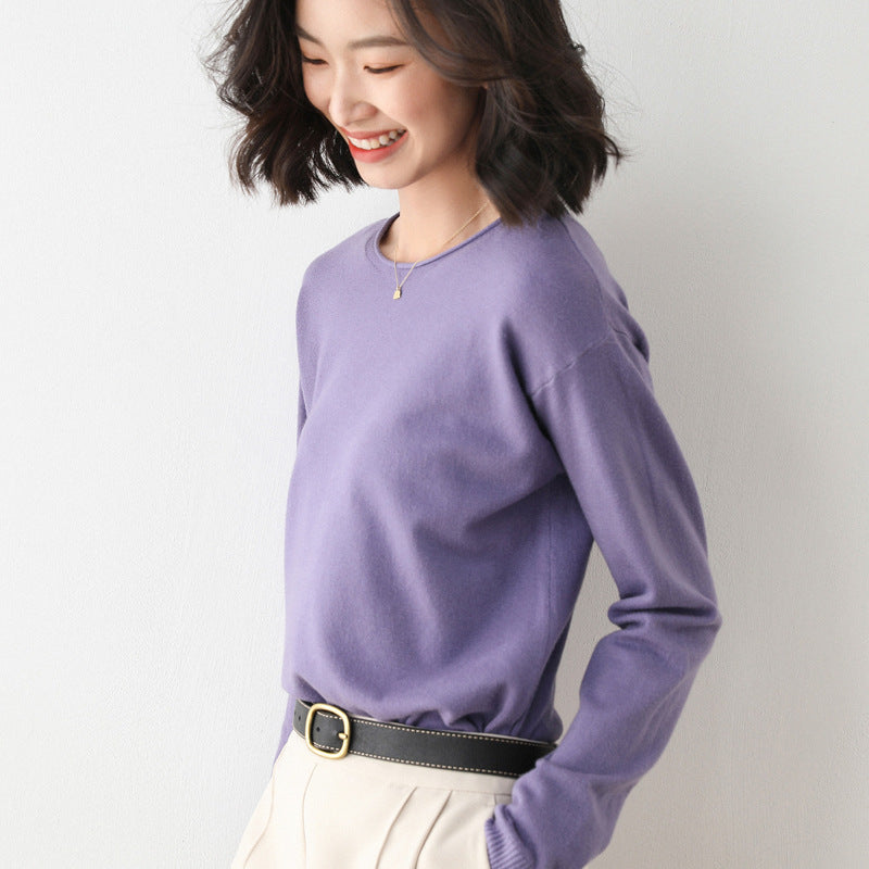 Damen Leichter Feinstrick-Pullover mit weitem Rundhalsausschnitt und legerem Schnitt Echoarchiv