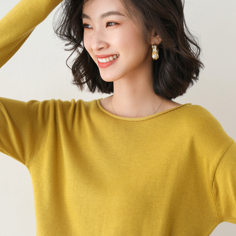 Damen Leichter Feinstrick-Pullover mit weitem Rundhalsausschnitt und legerem Schnitt Echoarchiv