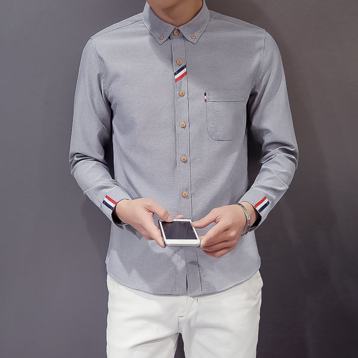 Herren nan tailliertes Button-Down-Hemd mit dezentem Tricolour-Besatz und bügelleichter Baumwollstretchqualität Echo Archiv