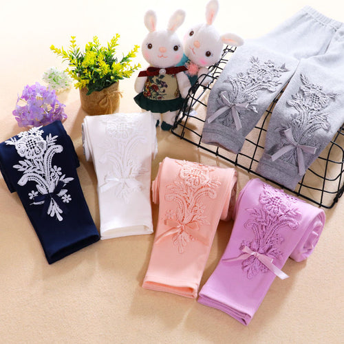 Damen Leggings mit elegantem Blumenstickdesign Echo Archiv