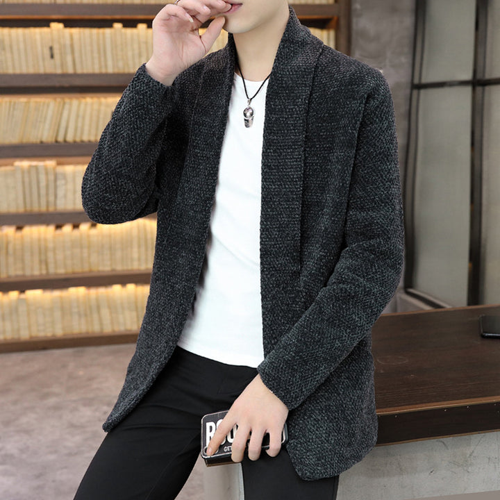 Herren modische Strickjacke mit elegantem Schnitt und weichem Material Echoarchiv