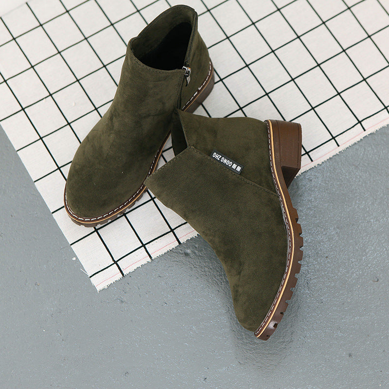 Damen nan knöchelhohe Wildlederoptik-Stiefelette mit seitlichem Reißverschluss, profilierter Gummisohle und komfortablem Blockabsatz Echo Archiv