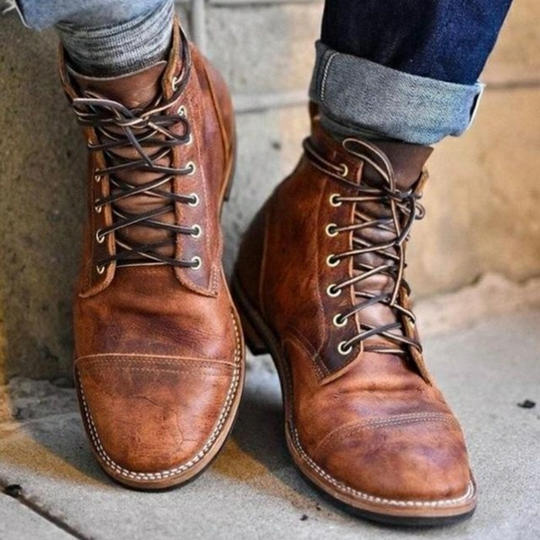 Retro-Schnürstiefel Echoarchiv