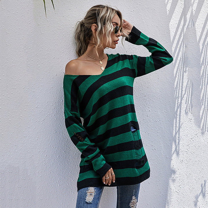 Damen Gestreifter Oversize Strickpullover mit V‑Ausschnitt und Distressed-Details Echoarchiv