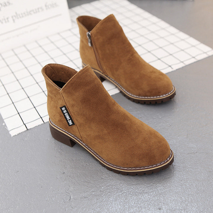 Damen nan knöchelhohe Wildlederoptik-Stiefelette mit seitlichem Reißverschluss, profilierter Gummisohle und komfortablem Blockabsatz Echo Archiv