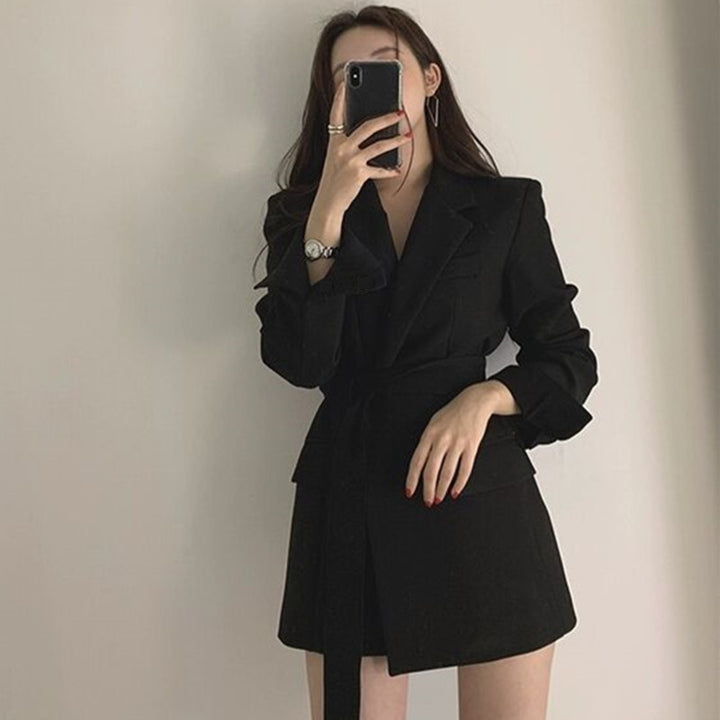 Damen Elegantes Blazer-Kleid mit Gürtel Echo Archiv