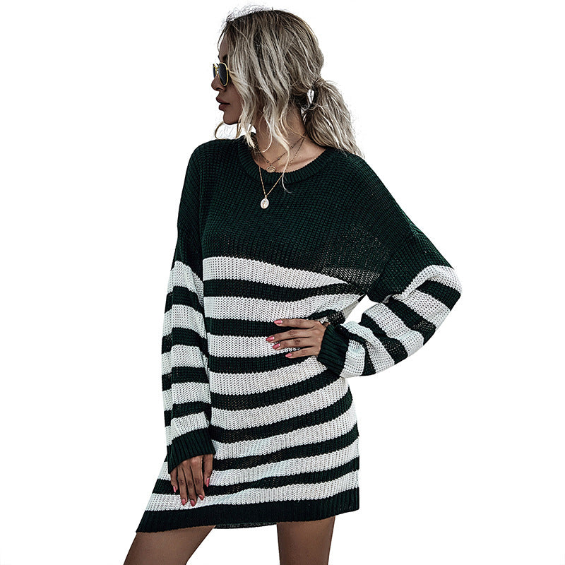 Damen Gestreiftes Strickmidikleid mit Oversize-Passform, Raglanärmeln und gerippten Abschlüssen Echoarchiv
