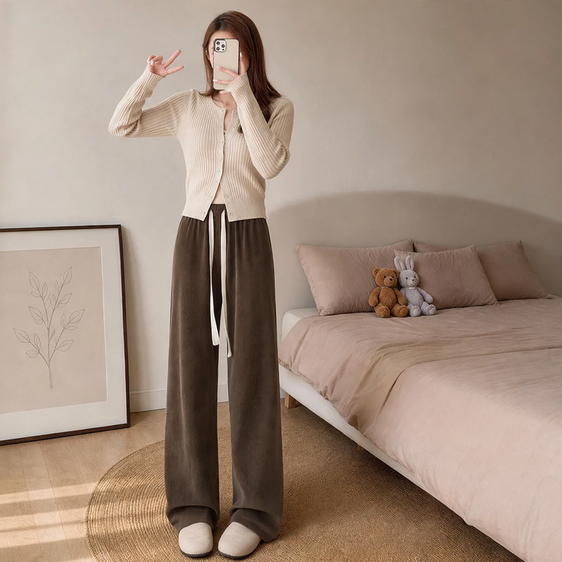 Damen-Cordhose mit Lammfleece-Futter