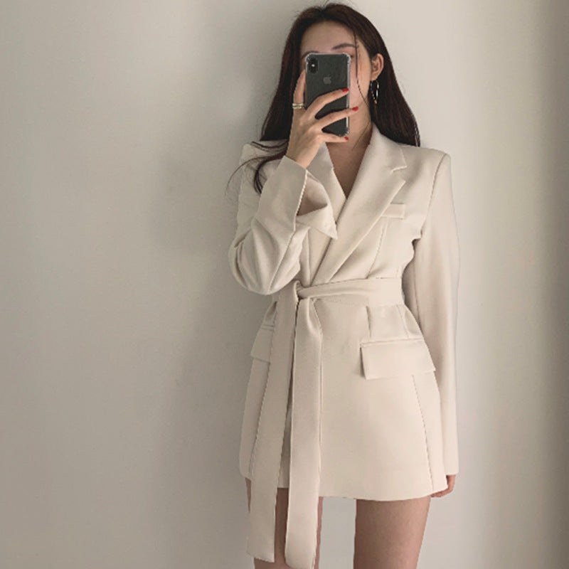 Damen Elegantes Blazer-Kleid mit Gürtel Echo Archiv