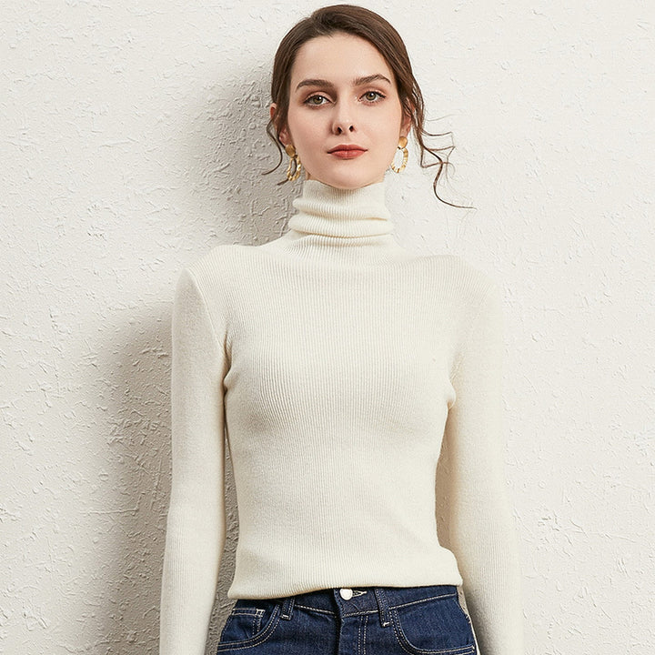 Damen Figurnaher Rippstrick-Rollkragenpullover mit kurzem Saum und weichem Fall Echoarchiv
