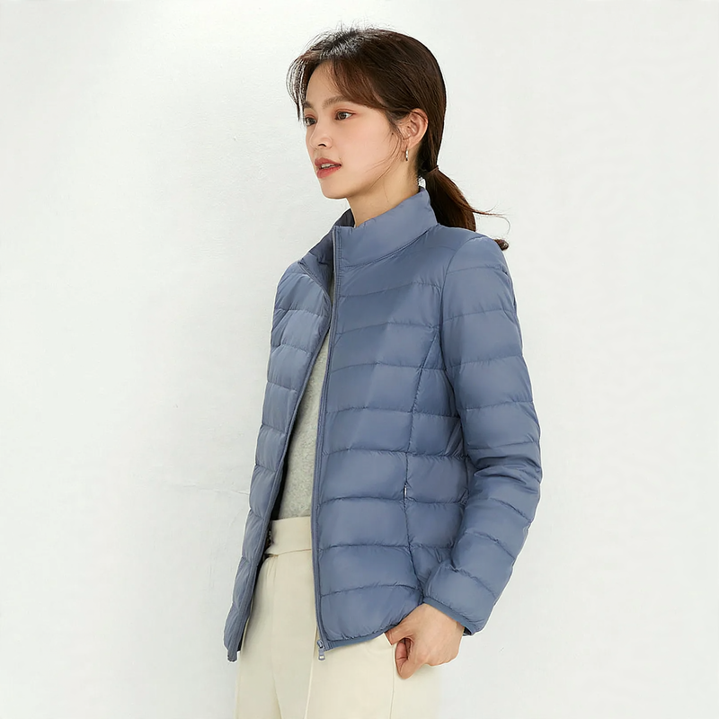 Leichte Daunenjacke für Damen, Stehkragen, weiß, Entendaune