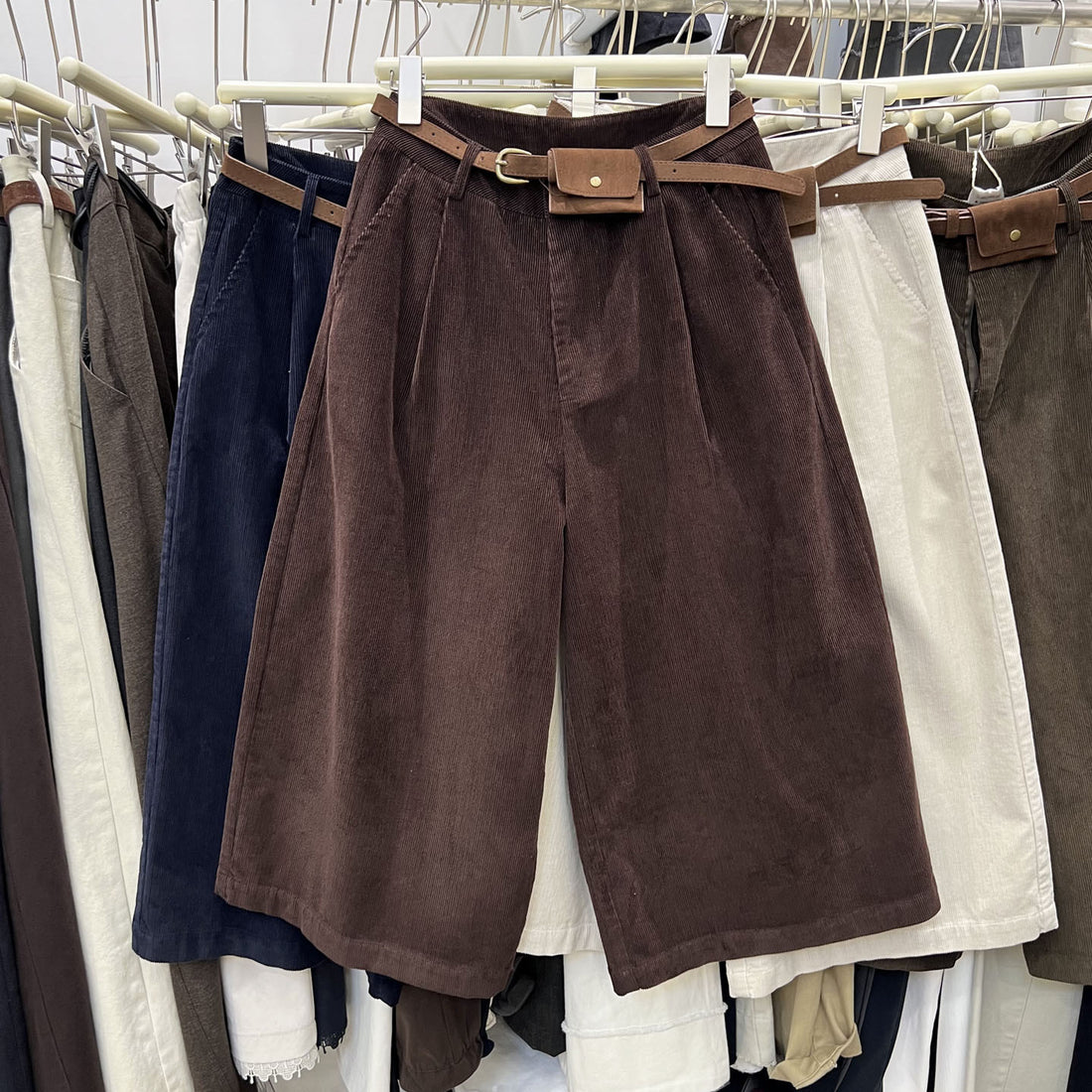 Modische Kord-Hose, 7/8-Länge, weites Bein