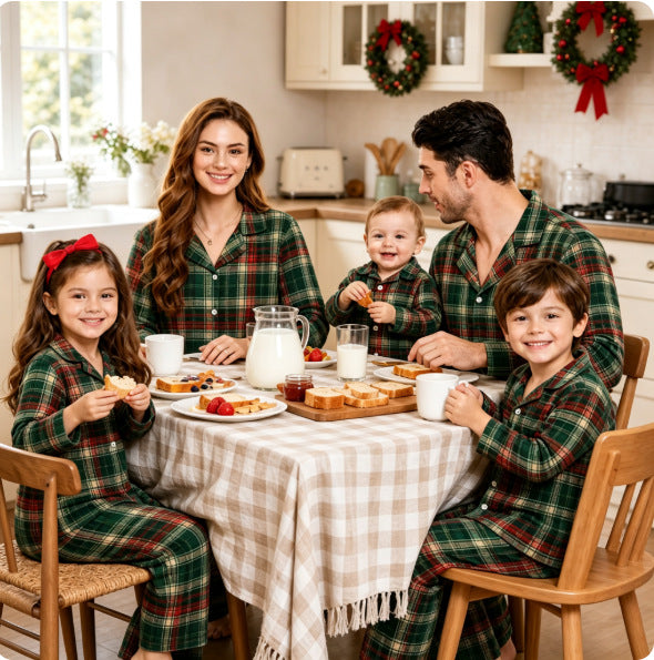 Weihnachts-Familien-Schlafanzug, kariert