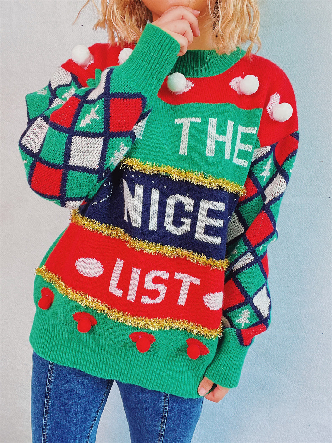 Damen-Weihnachtspullover mit Buchstaben-Jacquard und Goldstreifen