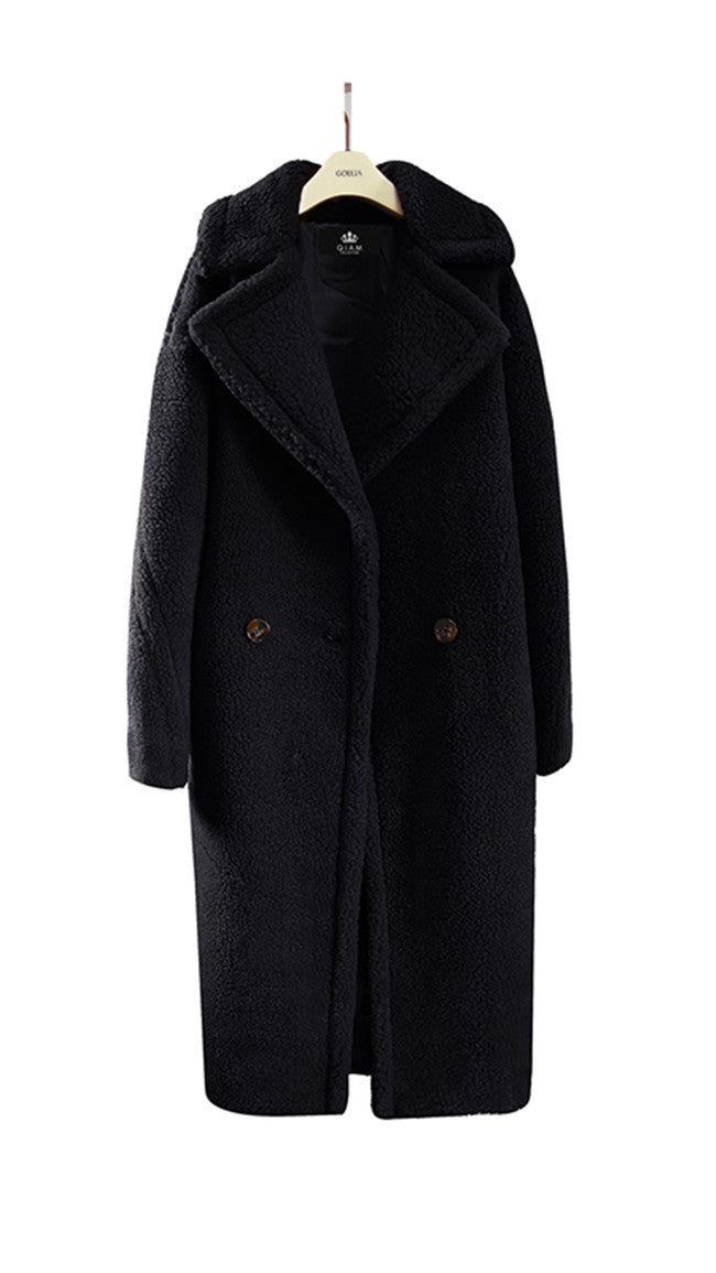 Langer Mantel aus Lammwolle und Korallenfleece