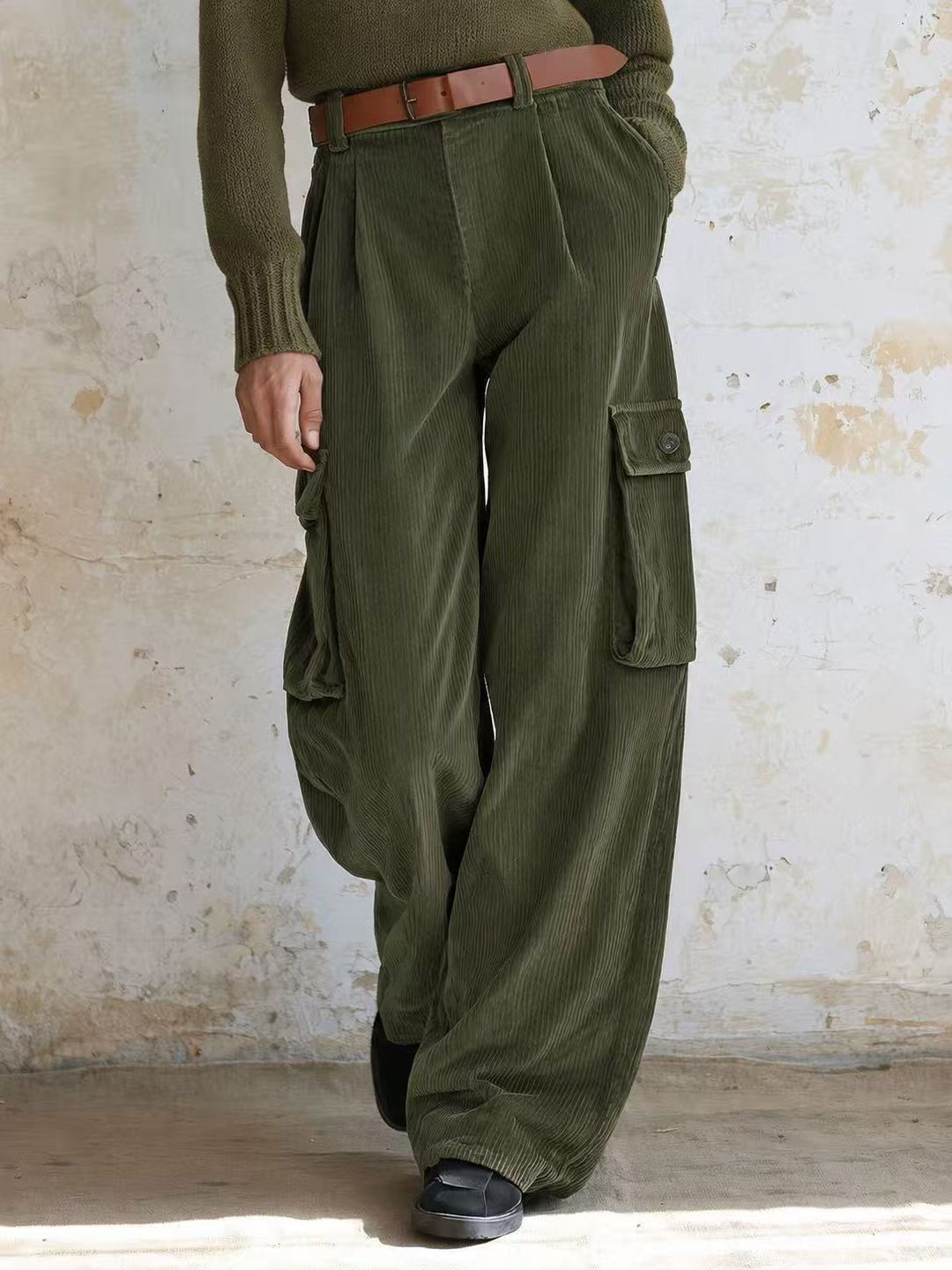 Vielseitige Cord-Cargohose mit hohem Bund