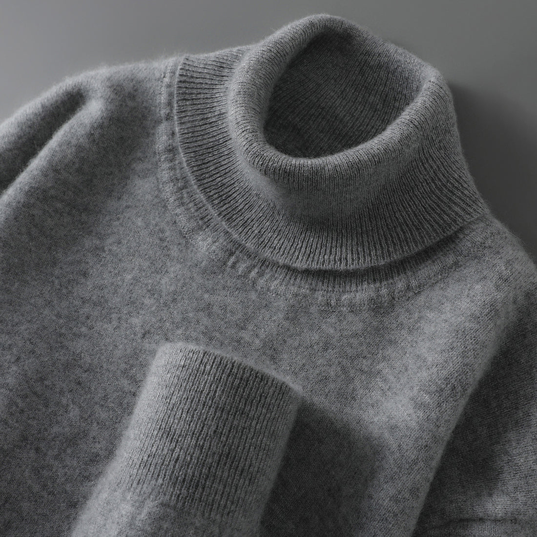 Herren-Rollkragenpullover aus reiner Wolle