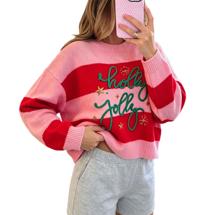 Weihnachtlicher Strickpullover mit Buchstaben-Motiv