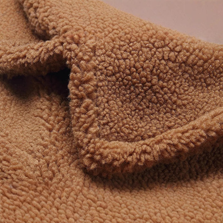 Langer Mantel aus Lammwolle und Korallenfleece