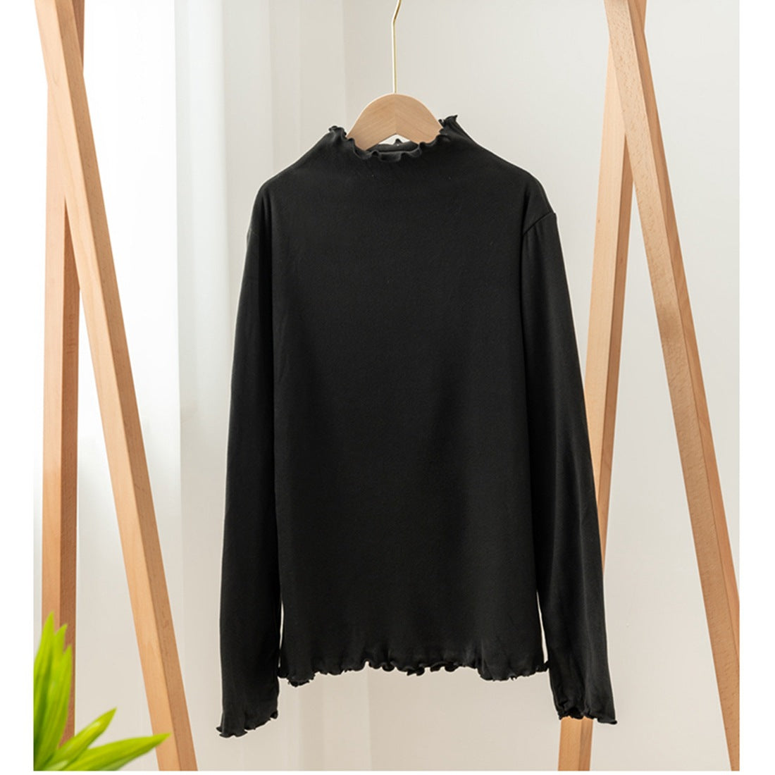 Damen-Langarm-Shirt mit Stehkragen und Rüschenkante