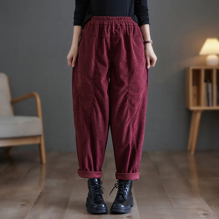 Damen Cordhose, Karottenform, gefüttert