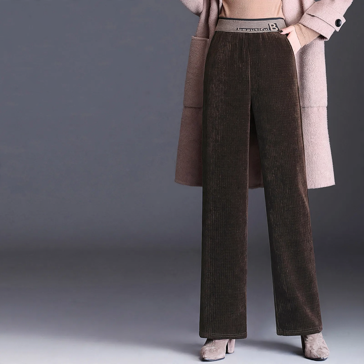 Gefütterte Damen-Cordhose mit hohem Bund