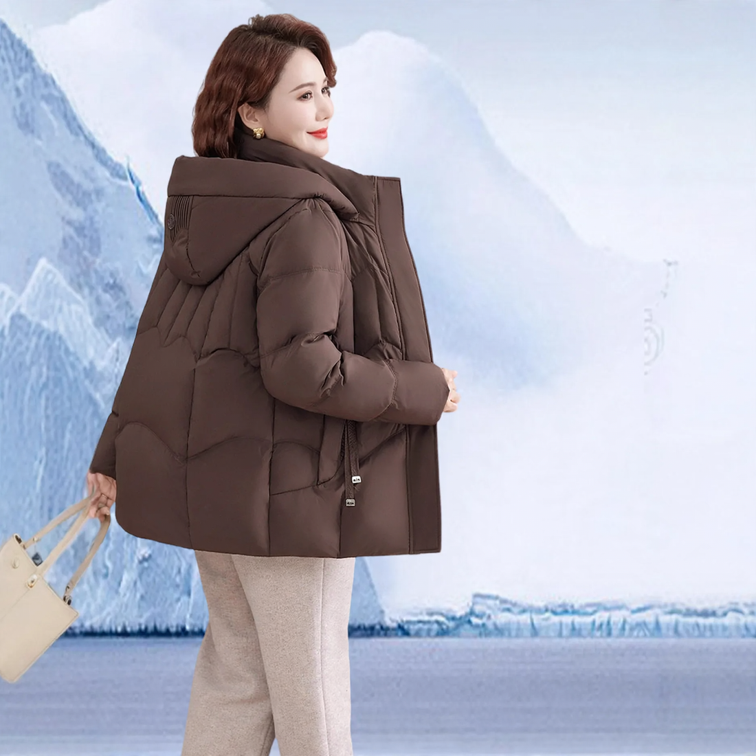 Kurze Damen-Daunenjacke mit Gänsedaunen