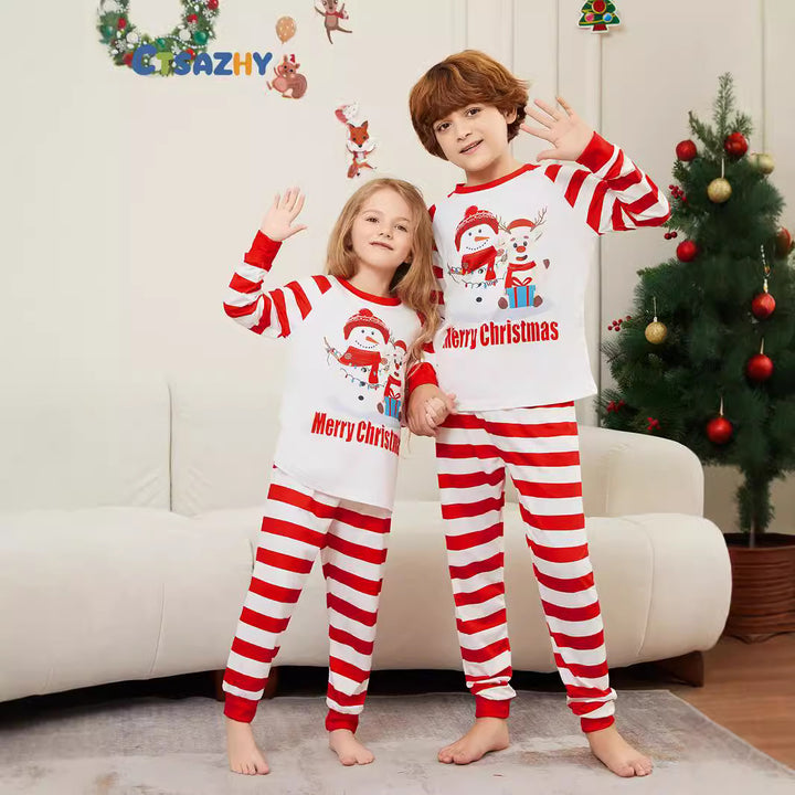 Weihnachtliches Familien-Schlafanzug-Set