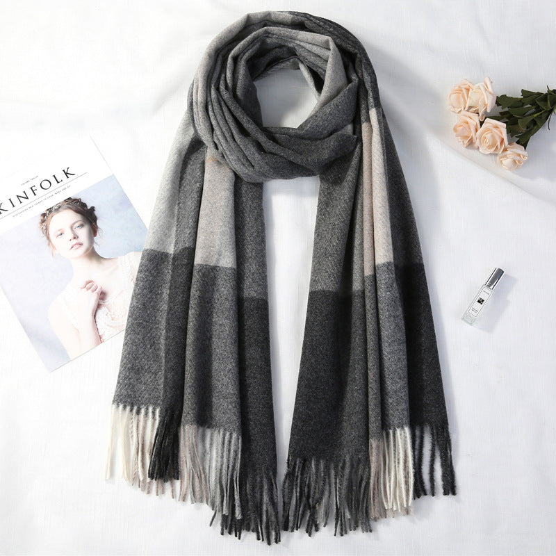 Langer Schal im Karomuster, warmes Winter-Accessoire