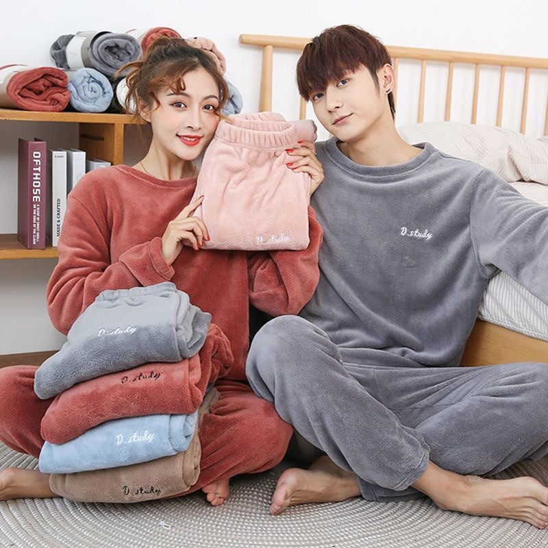 Paar-Pyjama-Set aus dickem Korallenfleece