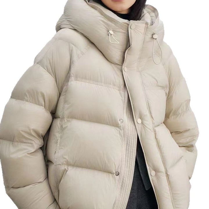 Kurze Damen-Daunenjacke mit Entendaunenfüllung