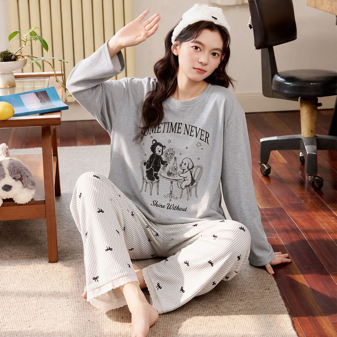 Damen-Pyjama-Set aus Baumwolle mit Brustpolstern