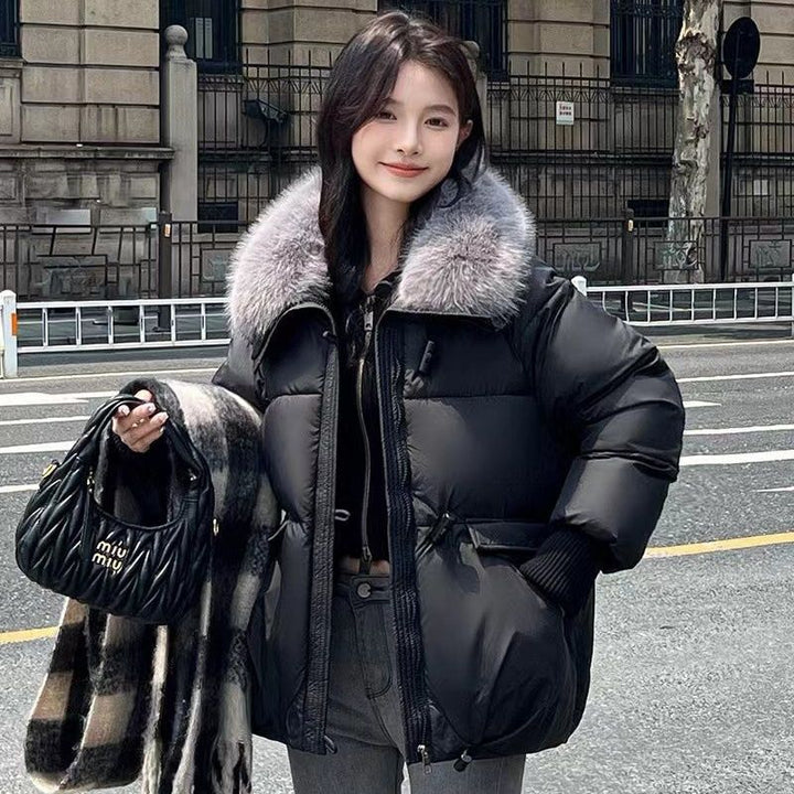 Kurze Damen-Winterjacke mit Kunstfellkragen