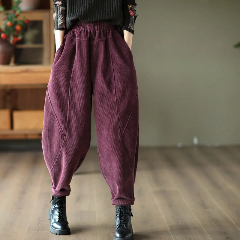 Damen Cordhose, Karottenform, gefüttert