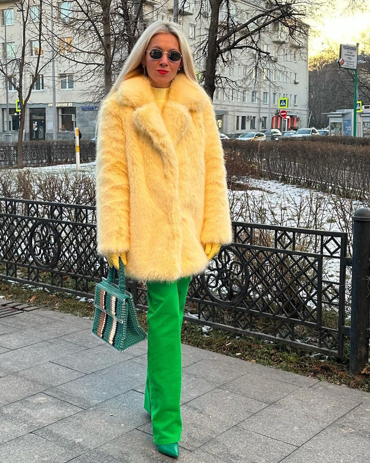 Mittellange Kunstpelzjacke für Damen